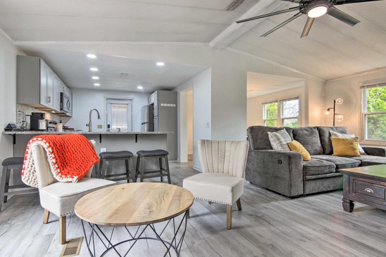 Cozy Asheville Cottage With Grill And Fire Pit! ภายนอก รูปภาพ
